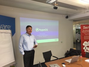 Dr. Michael Melter from idicos is presenting their UPS management solution hypnos